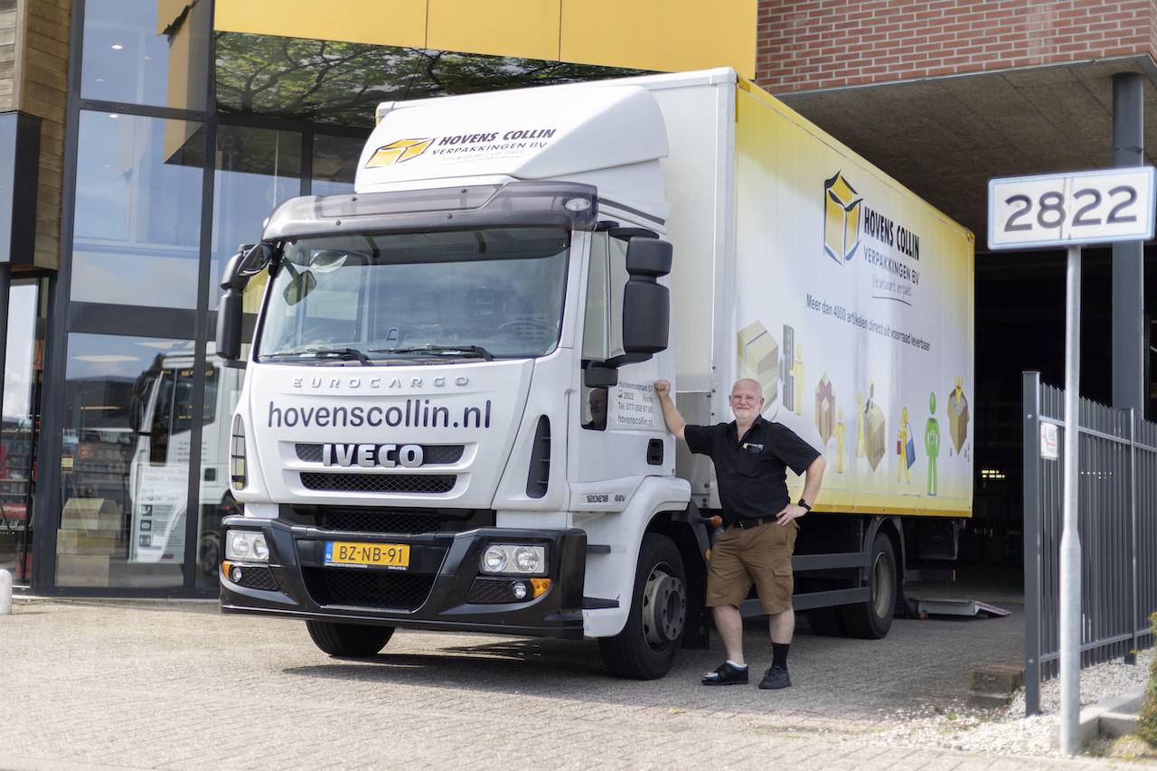 Medewerker van Hovens Collin Verpakkingen